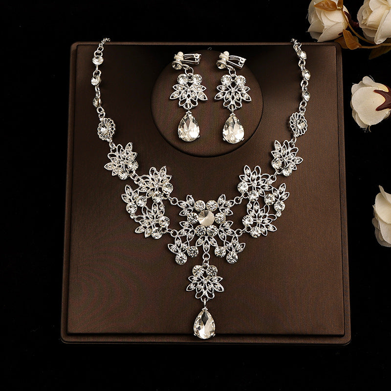 Korean Bride Necklace Earrings Two-piece Decorations Wedding Yarn Wedding Jewelry Wedding Accessories Dance Studio